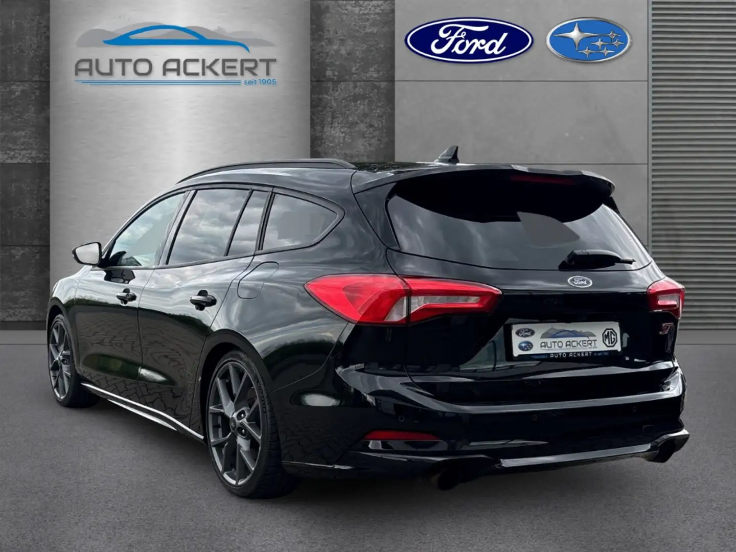 Ford Focus 2.3 EcoBoost EU6d ST 206 kW 6-Gang Klima Navi ZV Noir - 2