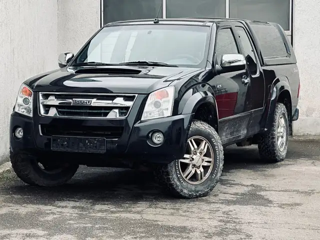 Isuzu D-Max 4WD 3.0*AHK*1.HAND*KLIMA*TÜV 02.2027