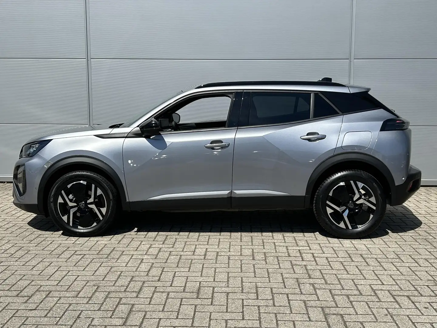 Peugeot 2008 1.2 PureTech 130 Allure Automaat | Adaptieve Cruis Grau - 2