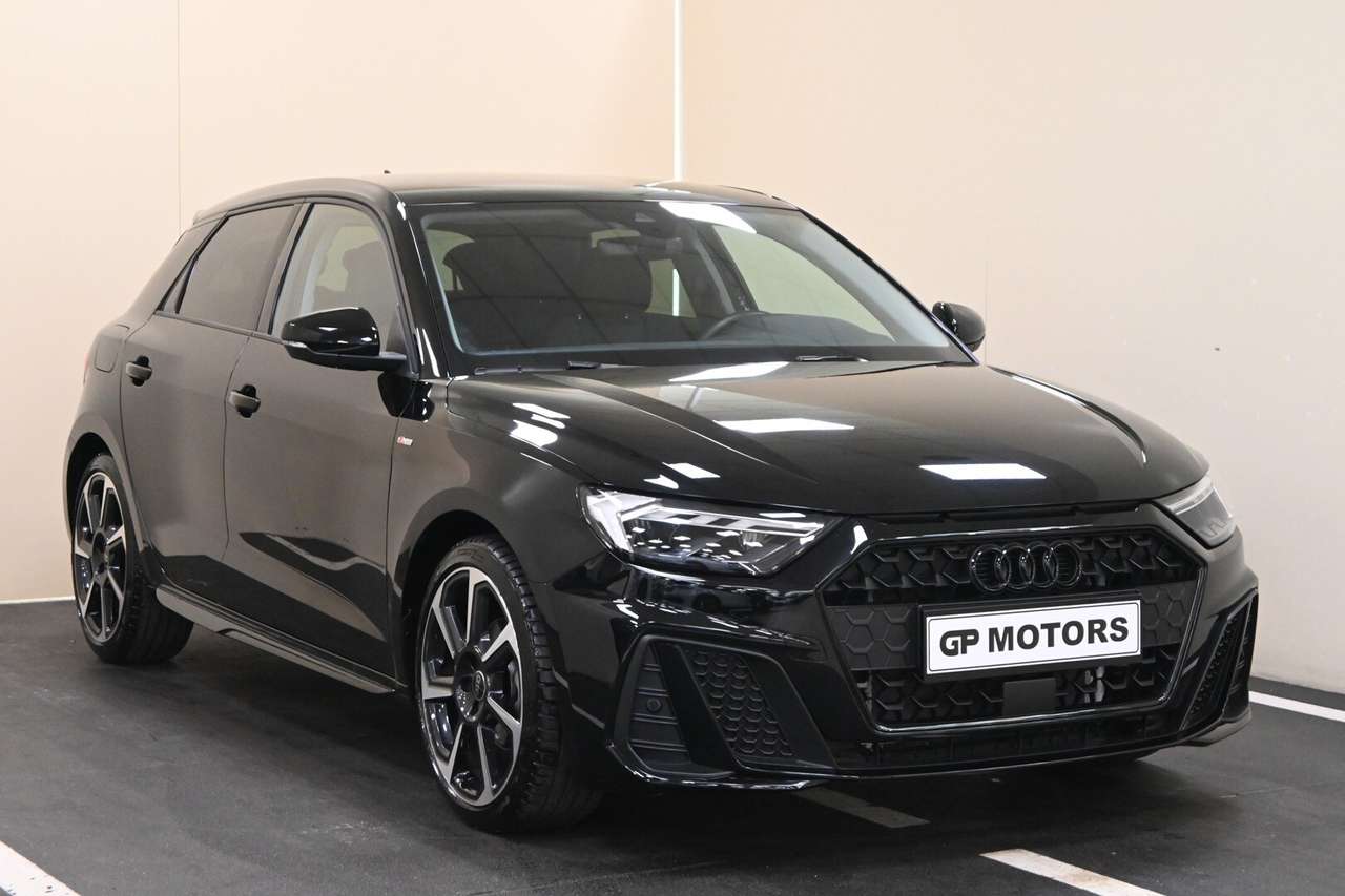 Audi A1 A1 SPB 30 TFSI S-tronic Identity Black S-Line