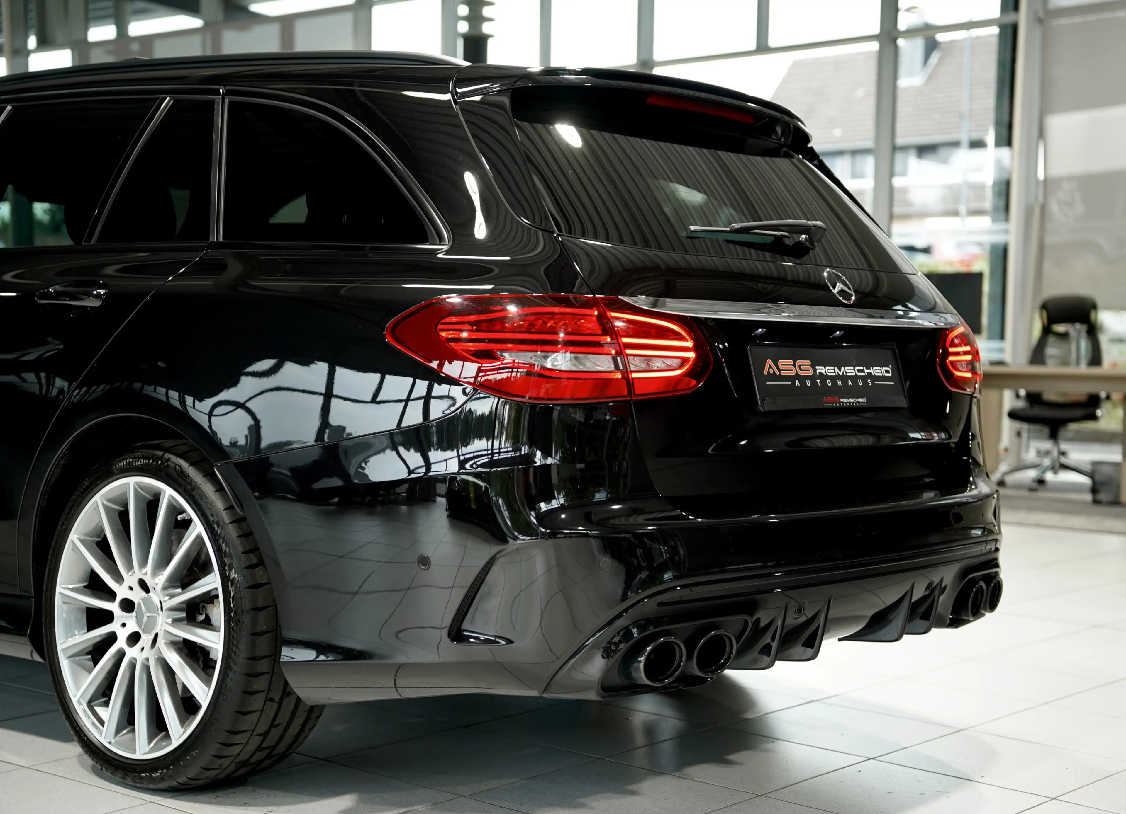 Mercedes-Benz C 43 AMG T 4M *2.H *19 *Perf-AGA *Pano *Digital — photo 14