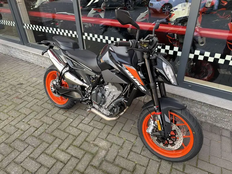 KTM 790 Duke - foto 2