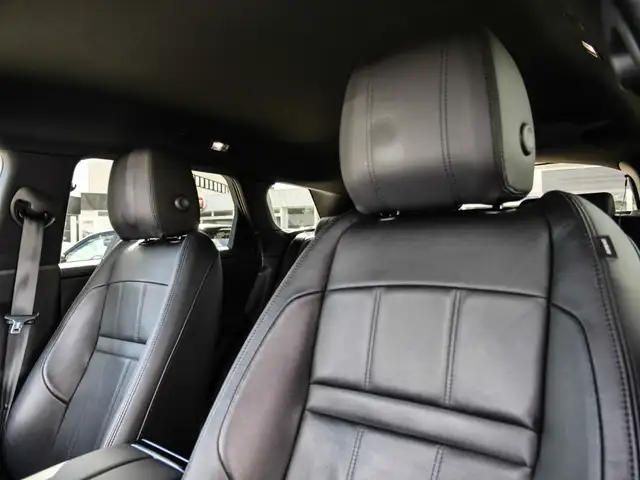 Land Rover Range Rover Evoque view 7