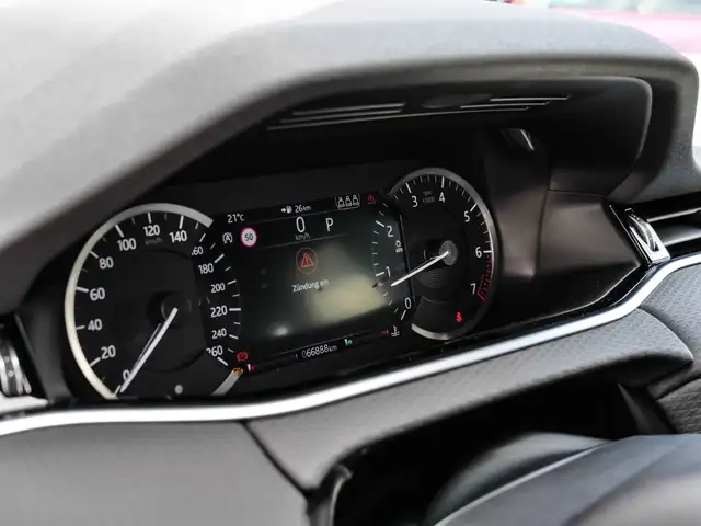 Land Rover Range Rover Evoque view 14