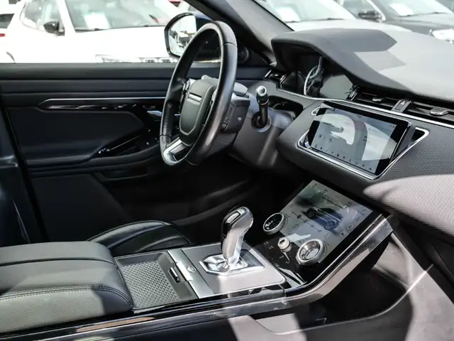Land Rover Range Rover Evoque view 11