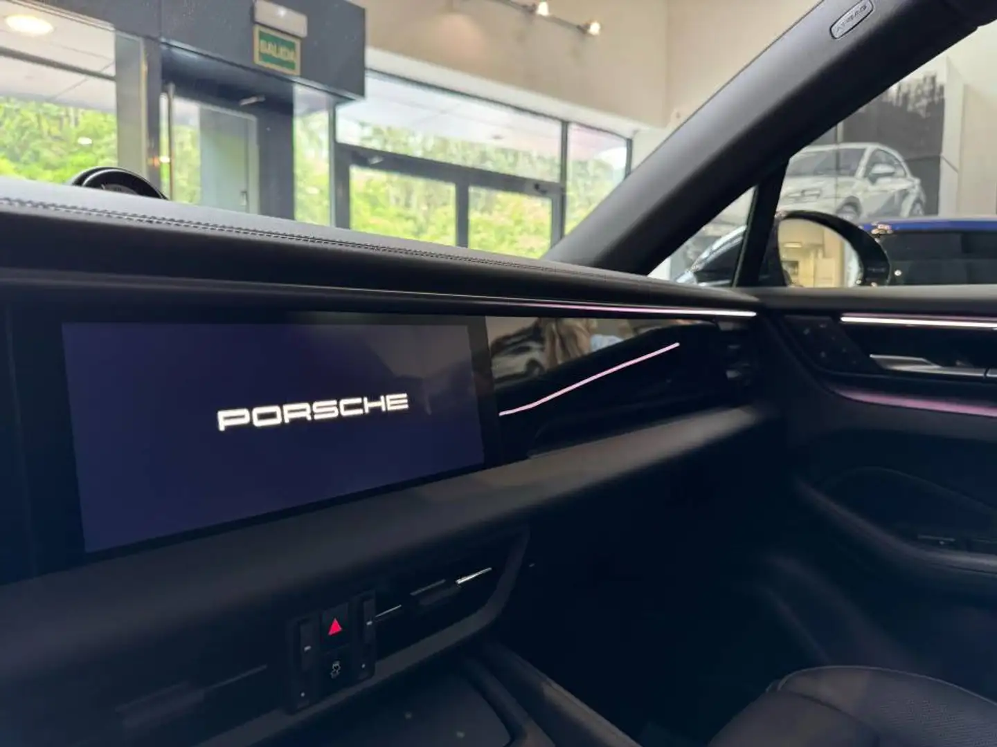 Porsche Macan 4 Gris - 2