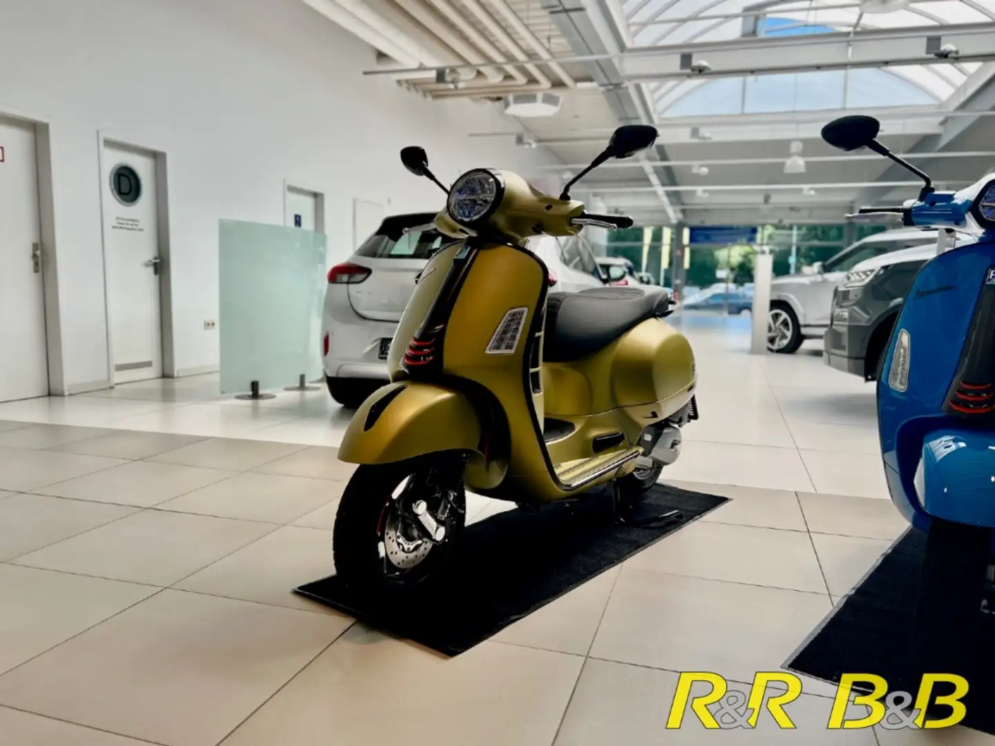 Vespa GTS 125 SuperSport E5+ AT KEYLESS+FSE+BT+USB+LED+ABS+GARAN Vert - 1