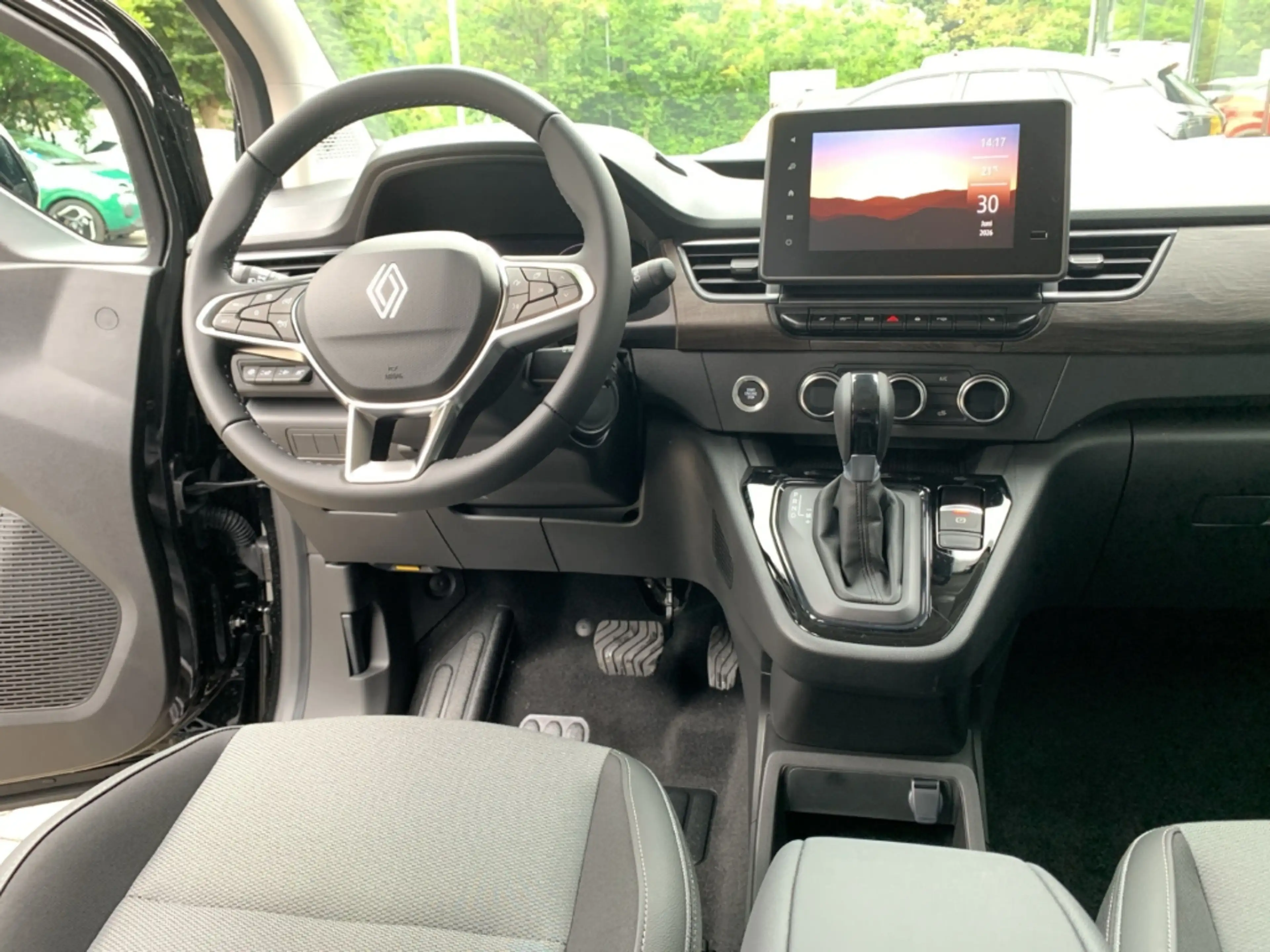Renault Kangoo TECHNO TCe 130 EDC Techno KLIMA+LED+PDC+DAB+NAVI — photo 14