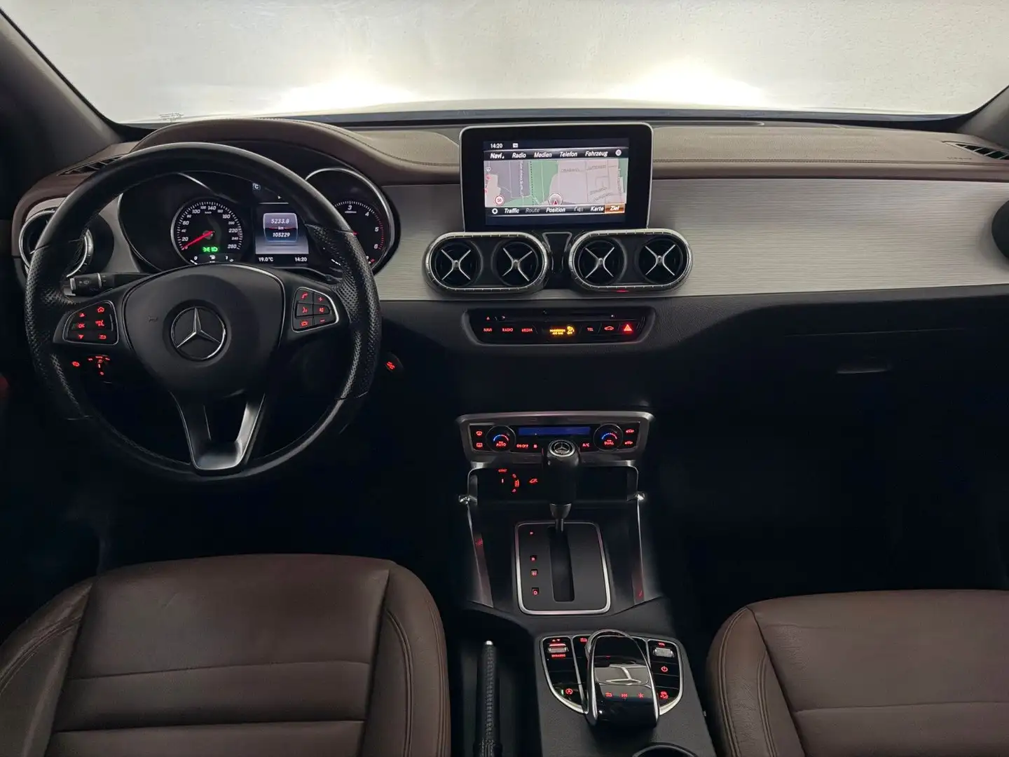 Mercedes-Benz X 350 d 4Matic DOKA Edition Power/AHK/LEDER/1.HD Grau - 2