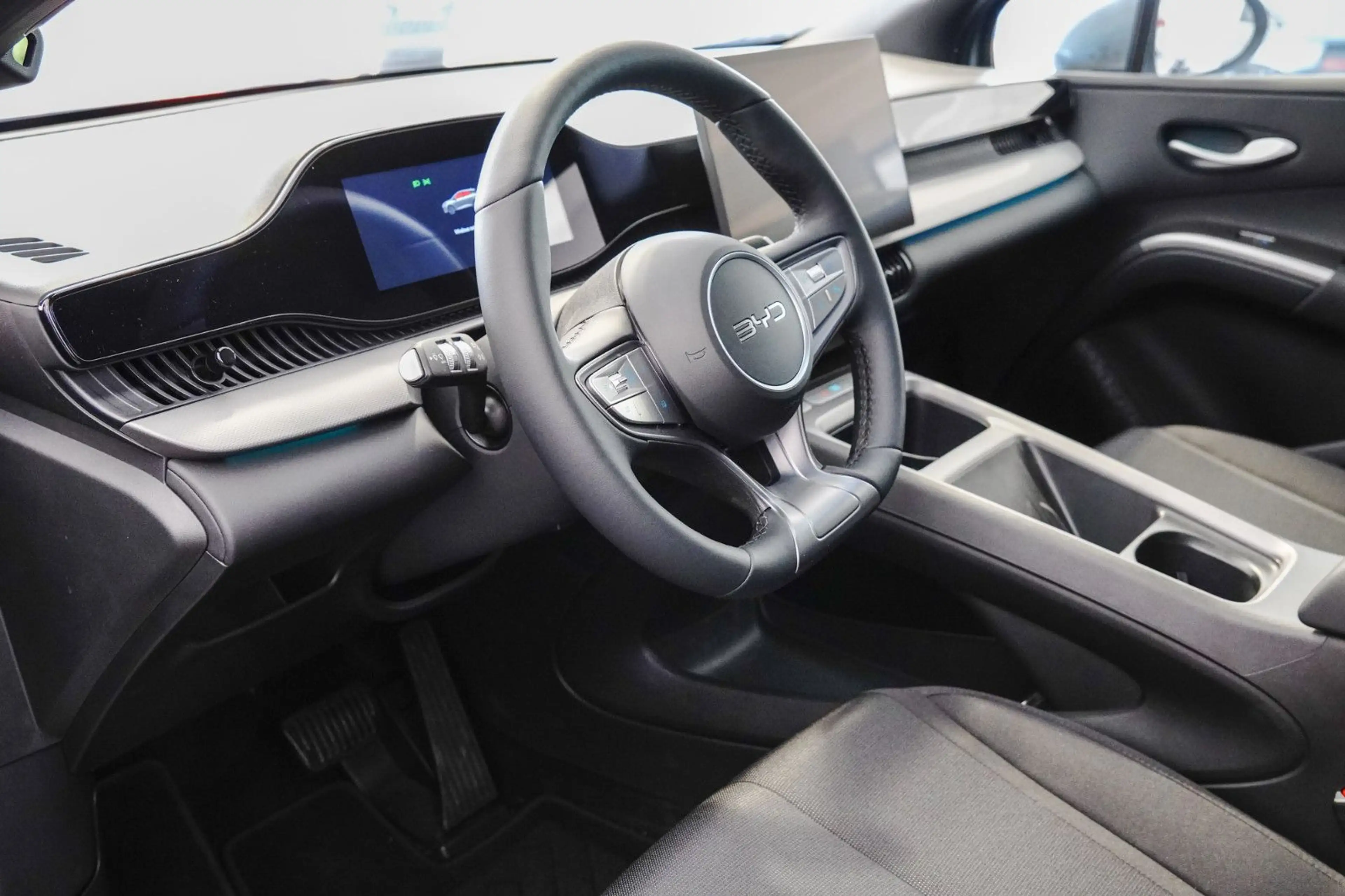 BYD Dolphin G DMi Boost Sommer Bonus 2026 — photo 9