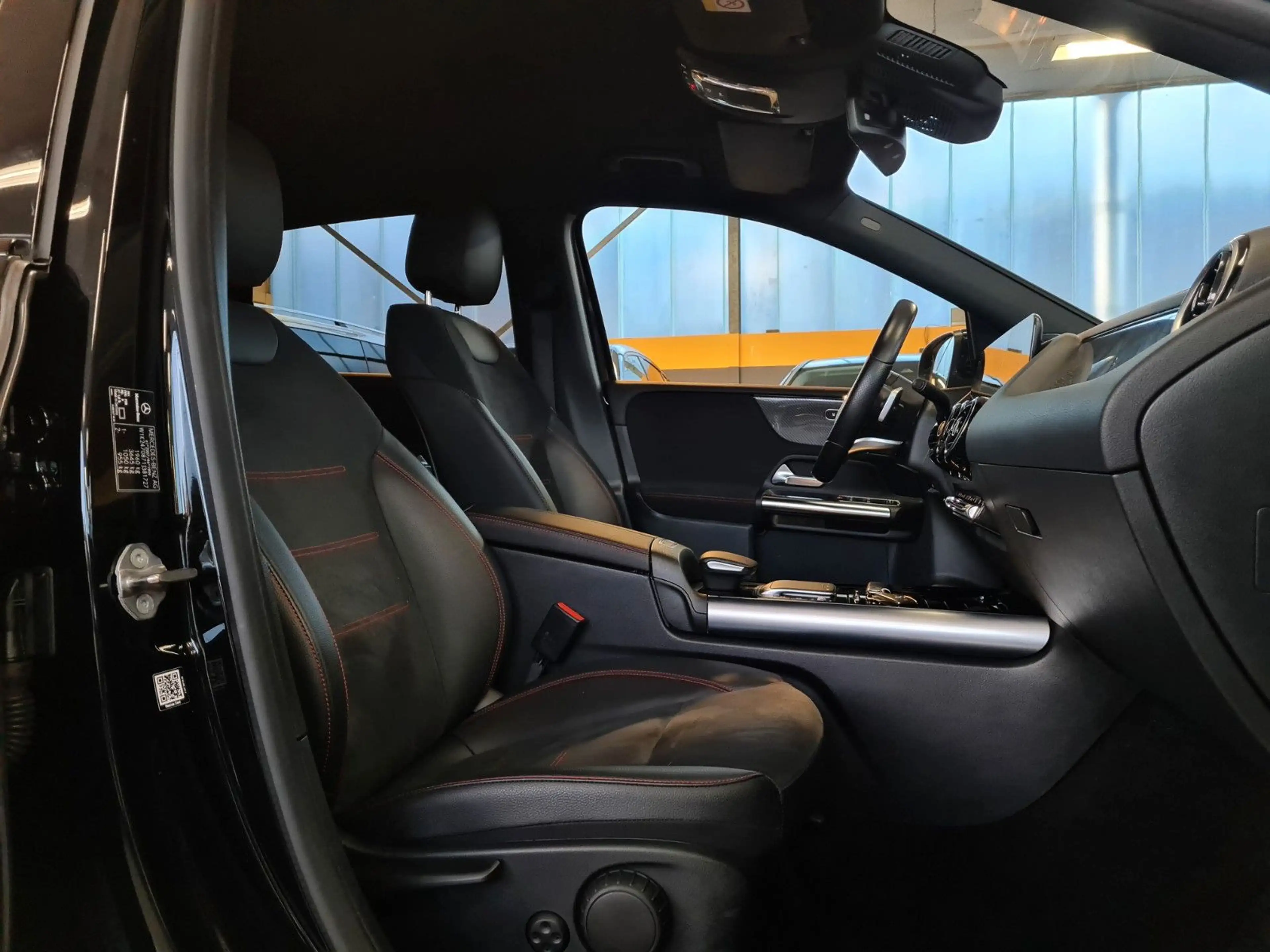 Mercedes-Benz B 200 AMG*Night*ACC+*Standhzng*Navi*LED*MBUX*DAB — photo 11