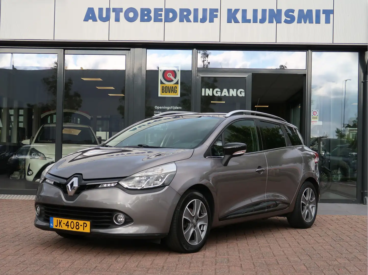 Renault Clio Estate 0.9 TCe Night&Day Grijs - 2