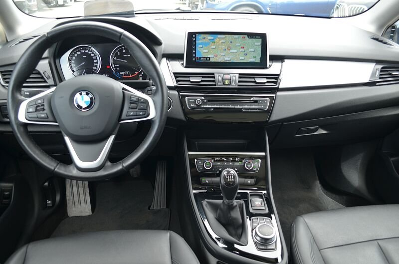 BMW 218 i Active Tourer Advantage Navi+.Ad.LED.Pano — photo 11