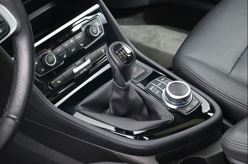 BMW 218 i Active Tourer Advantage Navi+.Ad.LED.Pano — photo 13