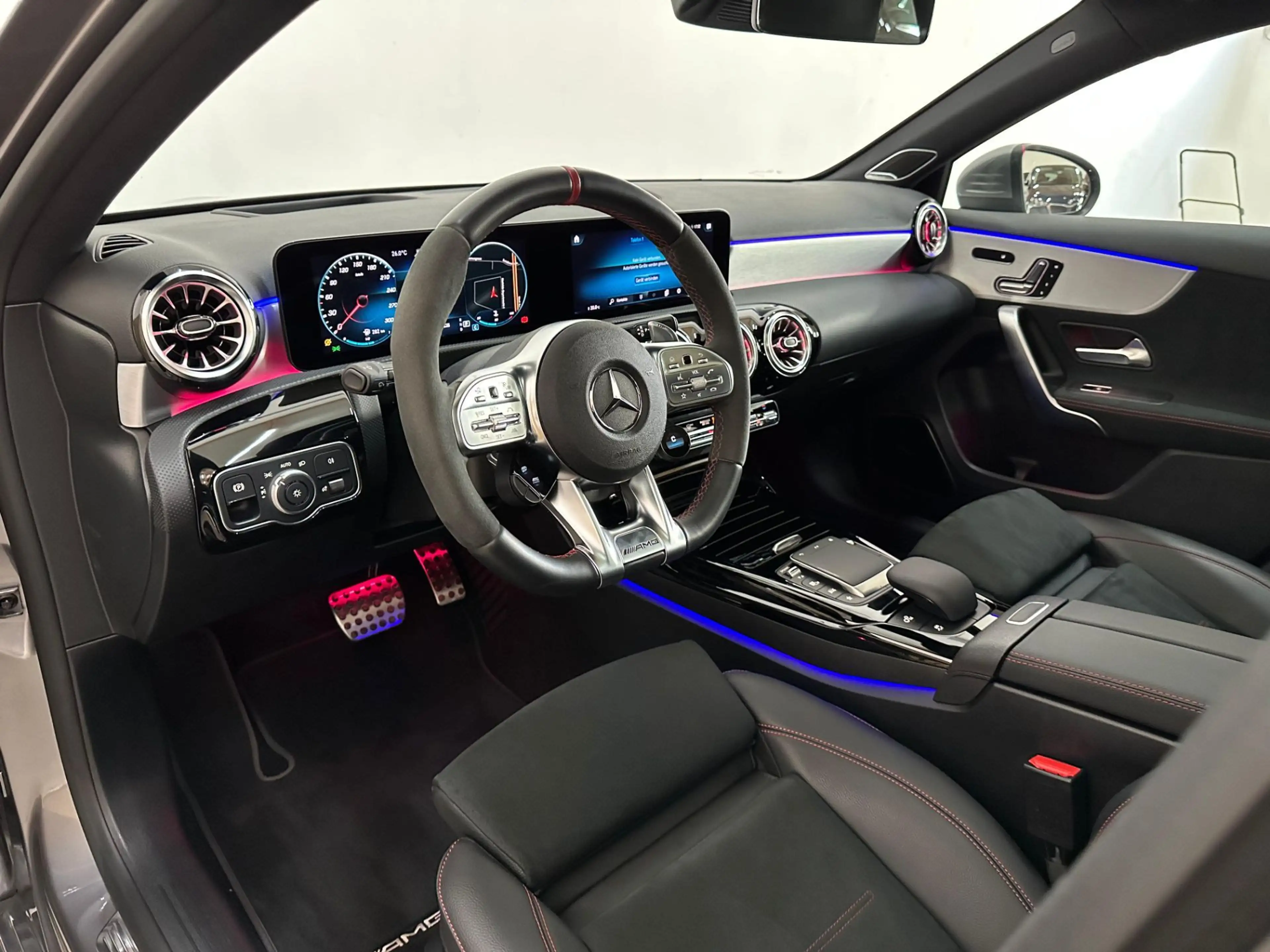 Mercedes-Benz A 45 AMG S 4MATIC+ Aut. Pano//Garantie//Keyless//Memory//3 — photo 8