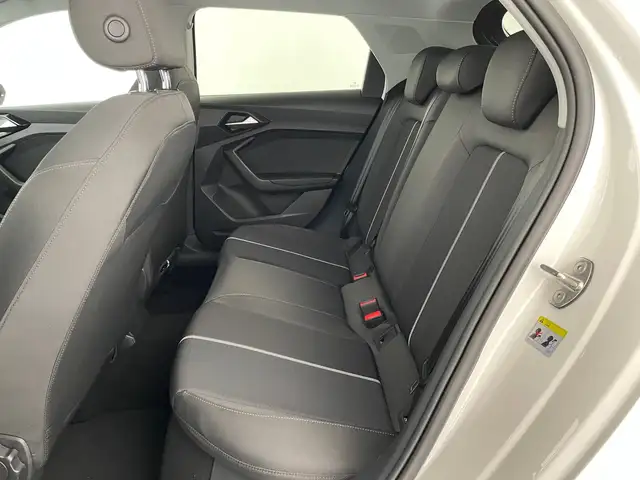 Audi A1 view 11
