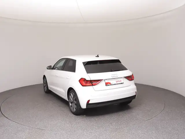 Audi A1 view 5