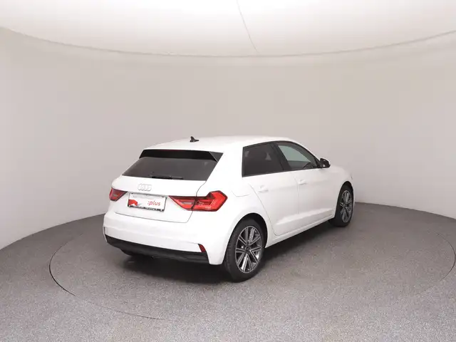 Audi A1 view 4