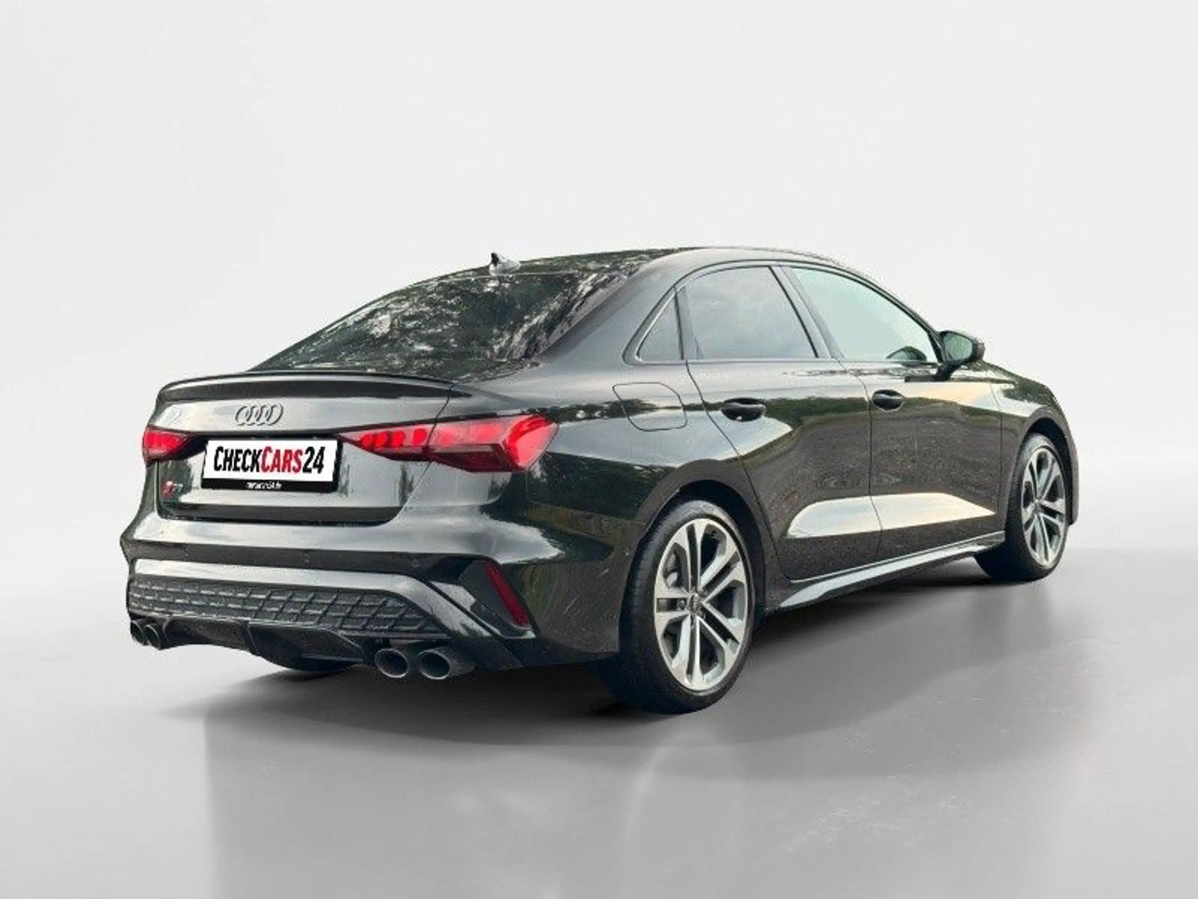 Audi S3 Limousine 2.0 TFSI quattro — photo 8