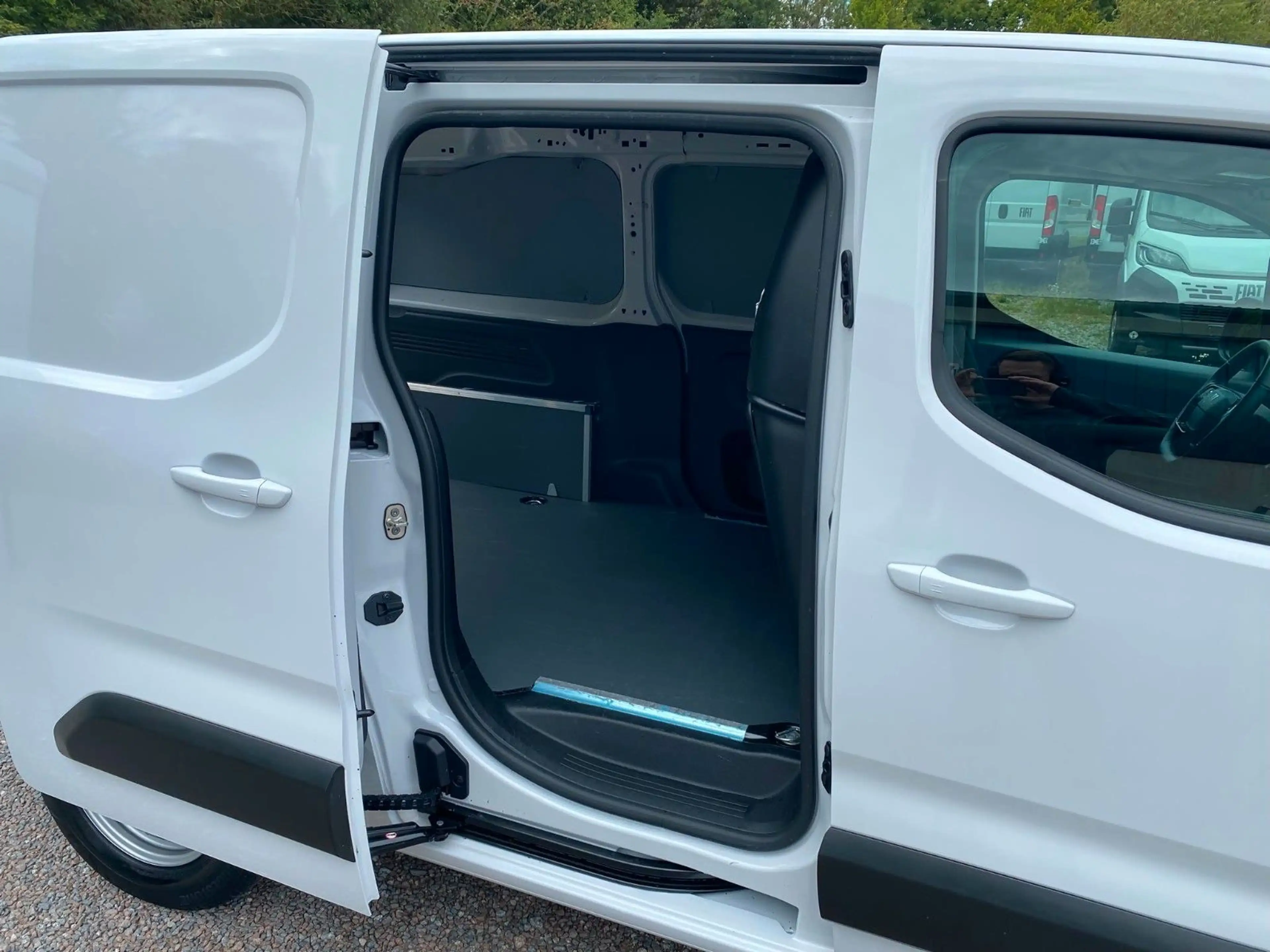 Fiat Doblo Kastenwagen XL 1.5 Klima Kamera — photo 6