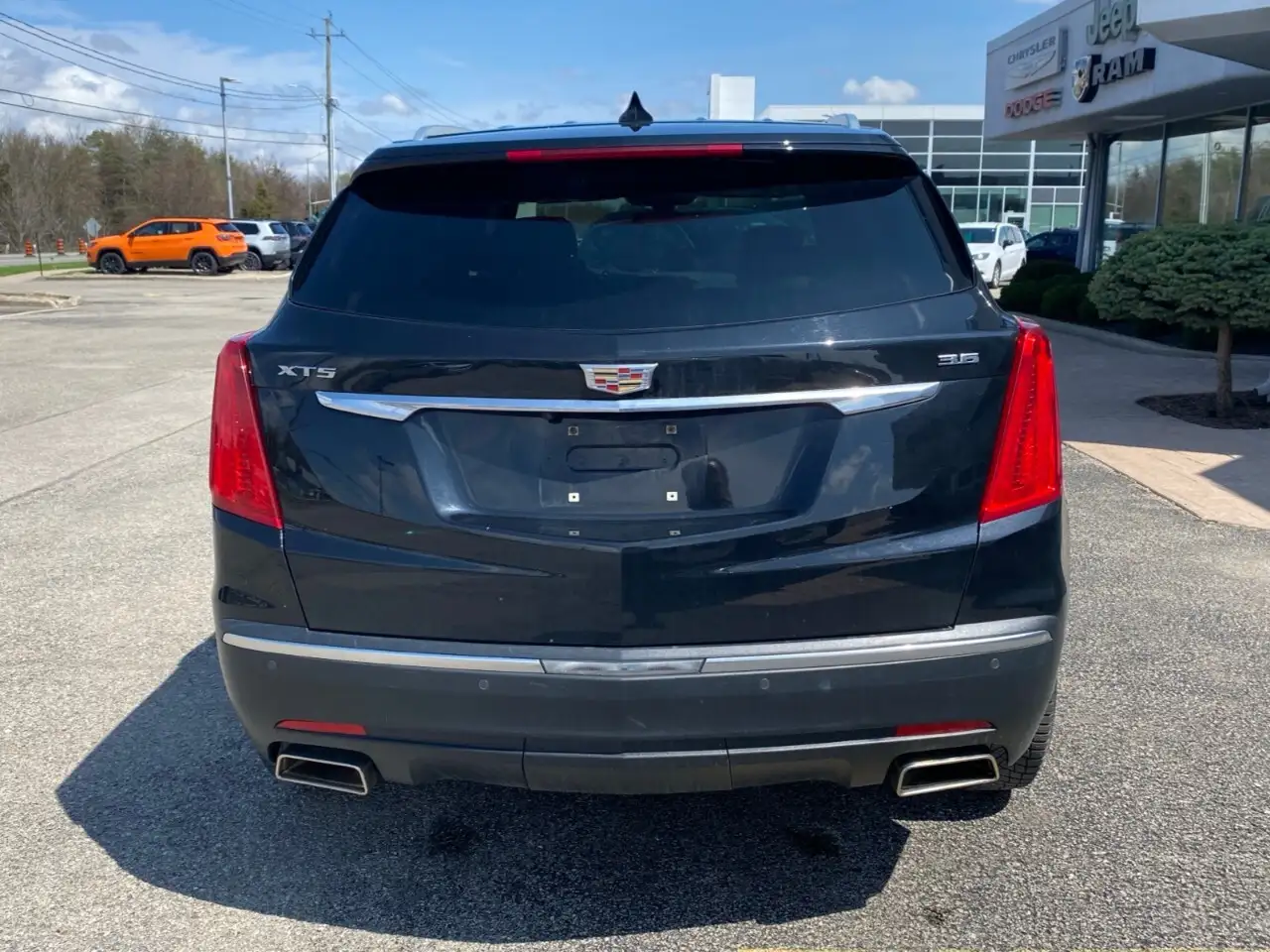 Cadillac XT5 снимка Cadillac XT5