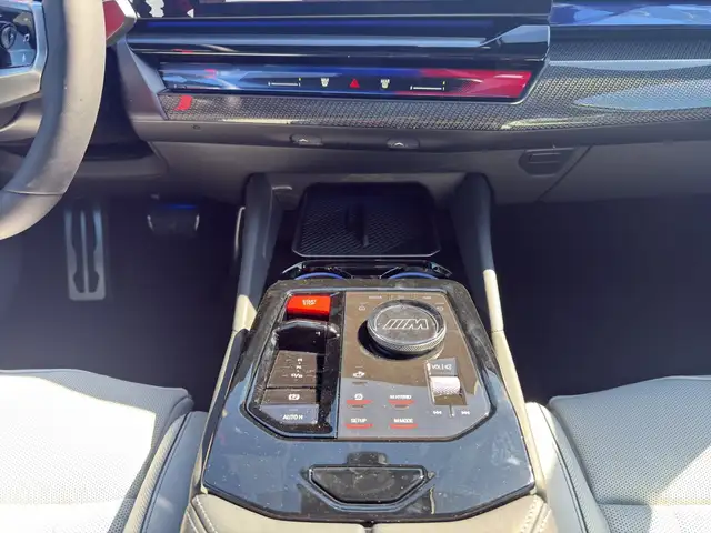BMW M5 Ansicht 15