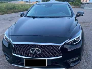 Q30 1.5d Business 109cv dct