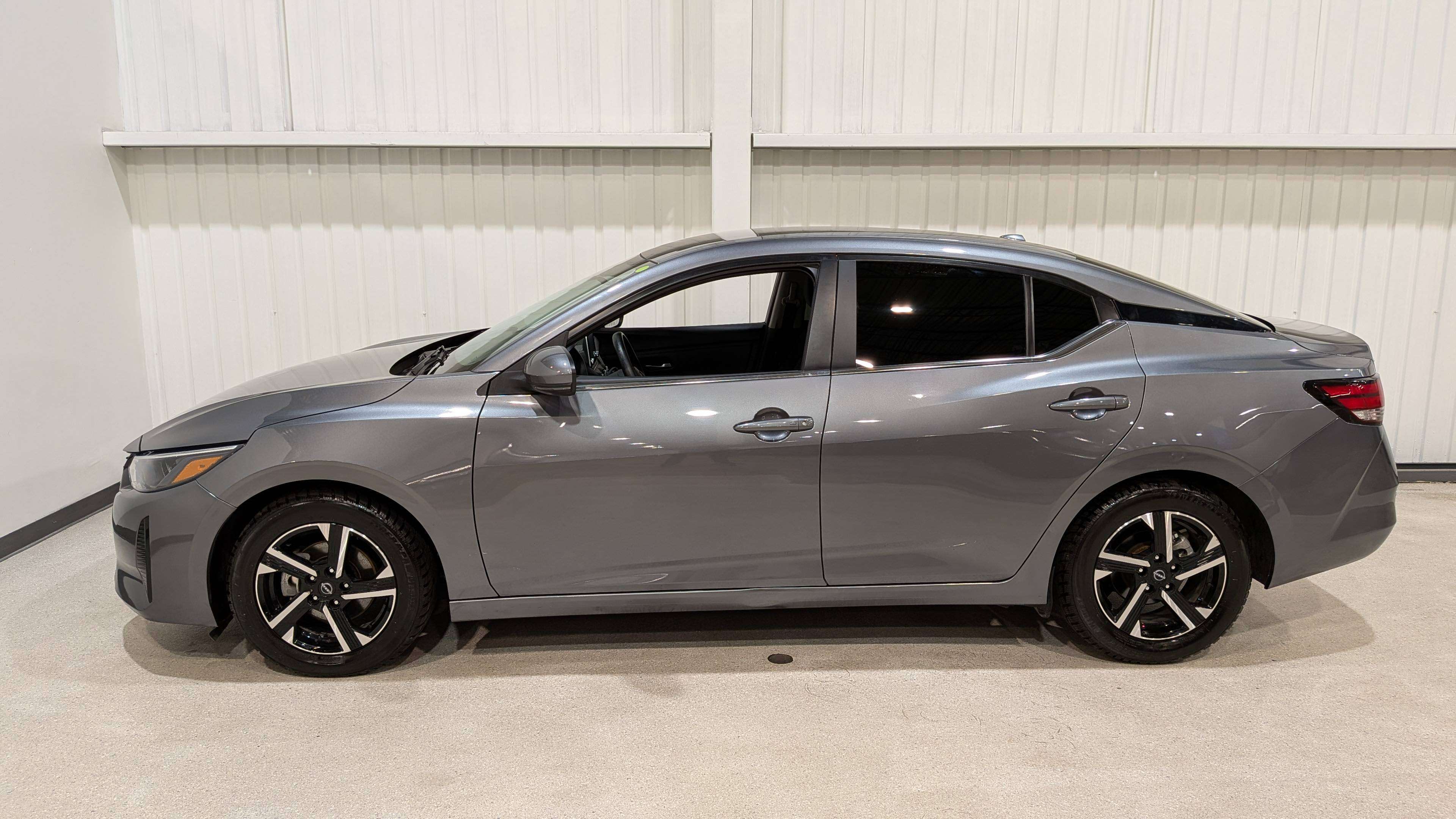 Nissan Sentra 2024