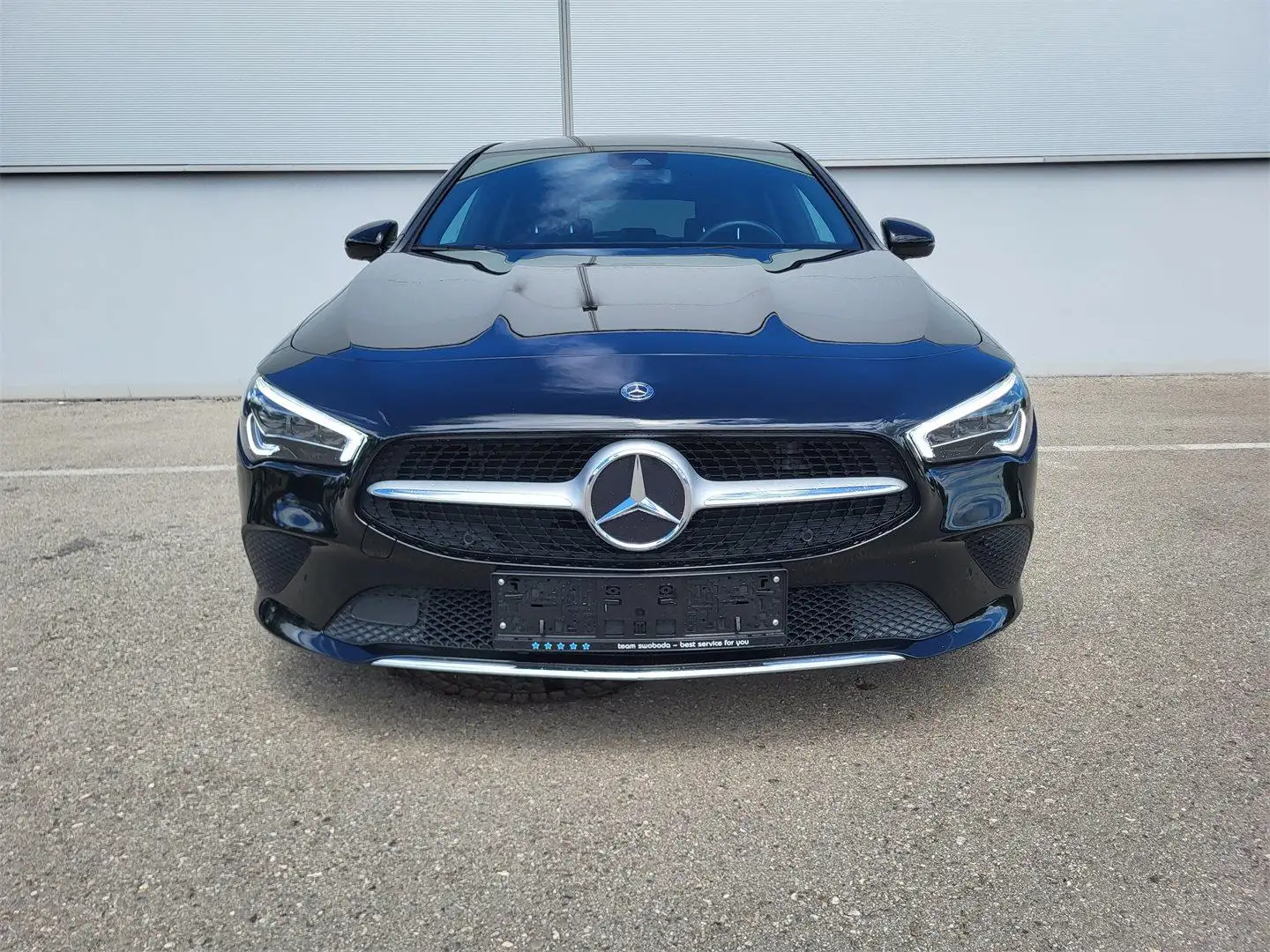 Mercedes-Benz CLA 220 d SB Progressive MultiBeam Panorama Schwarz - 2