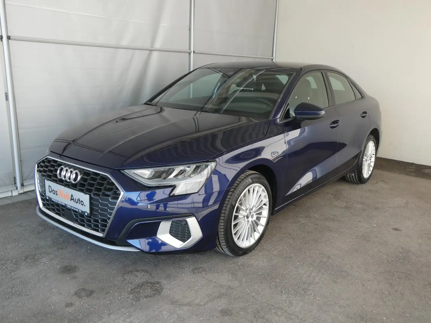 Audi A3 Limousine 35 TFSI advanced ext. Blau - 1