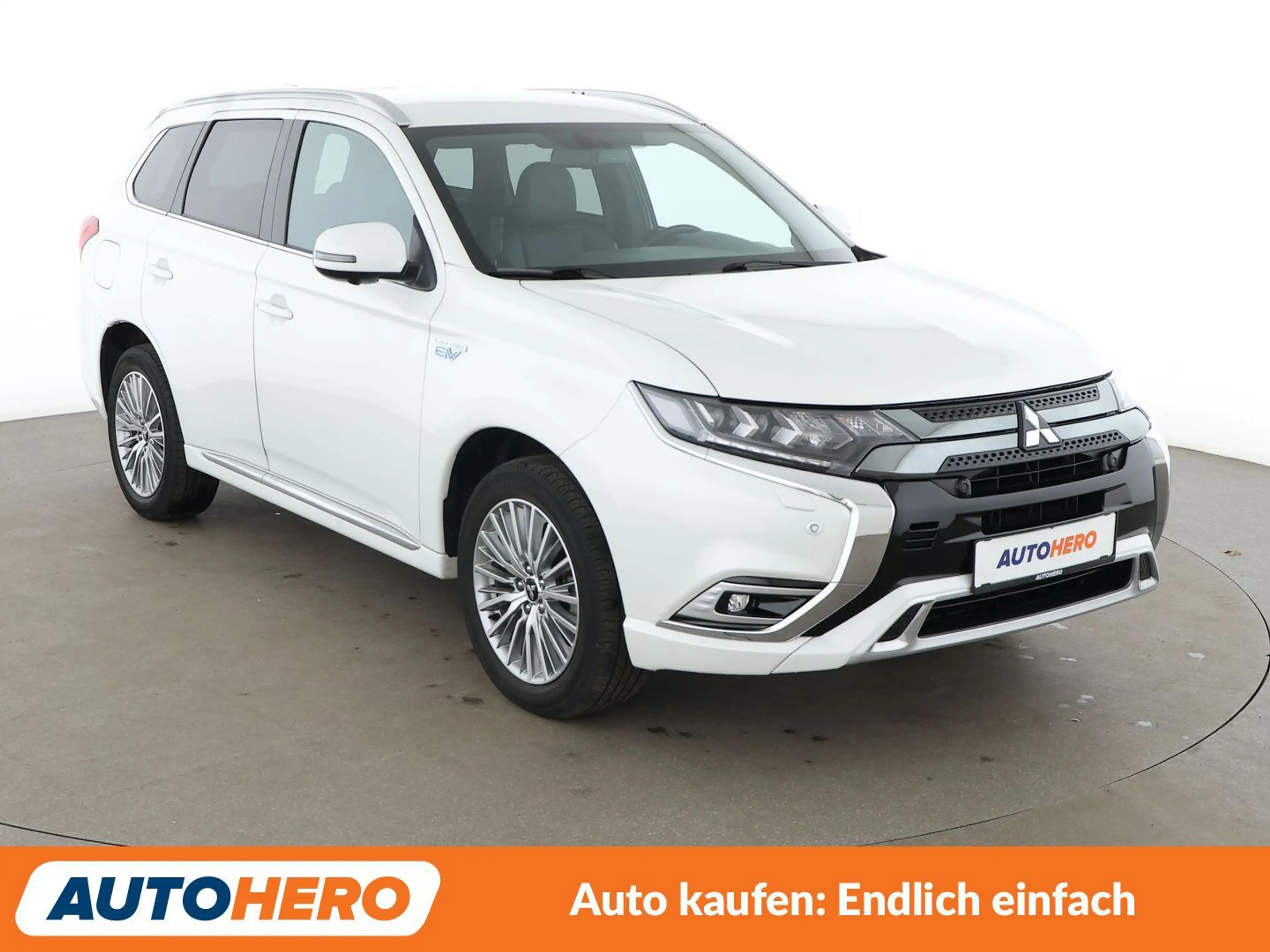 Mitsubishi Outlander 2.4 PHEV Top 4WD Aut.*NAVI*LED*ACC* — photo 8