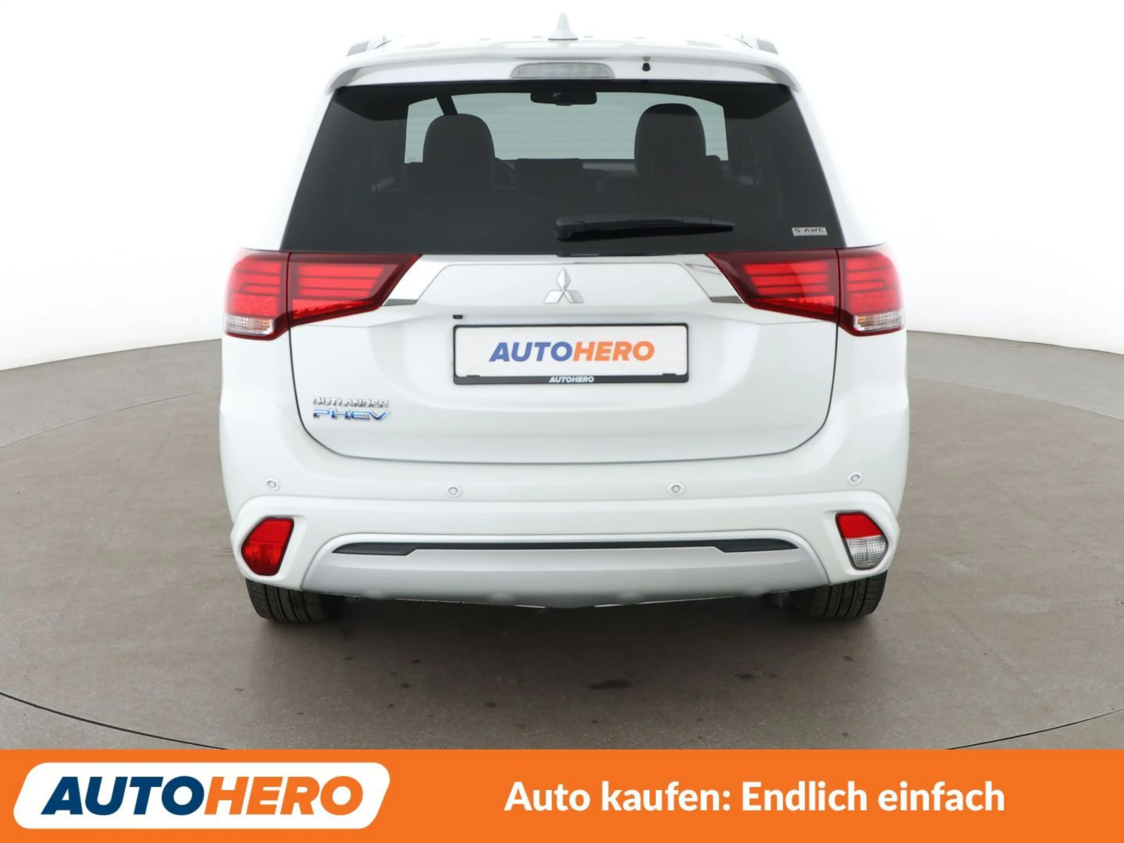 Mitsubishi Outlander 2.4 PHEV Top 4WD Aut.*NAVI*LED*ACC* — photo 5