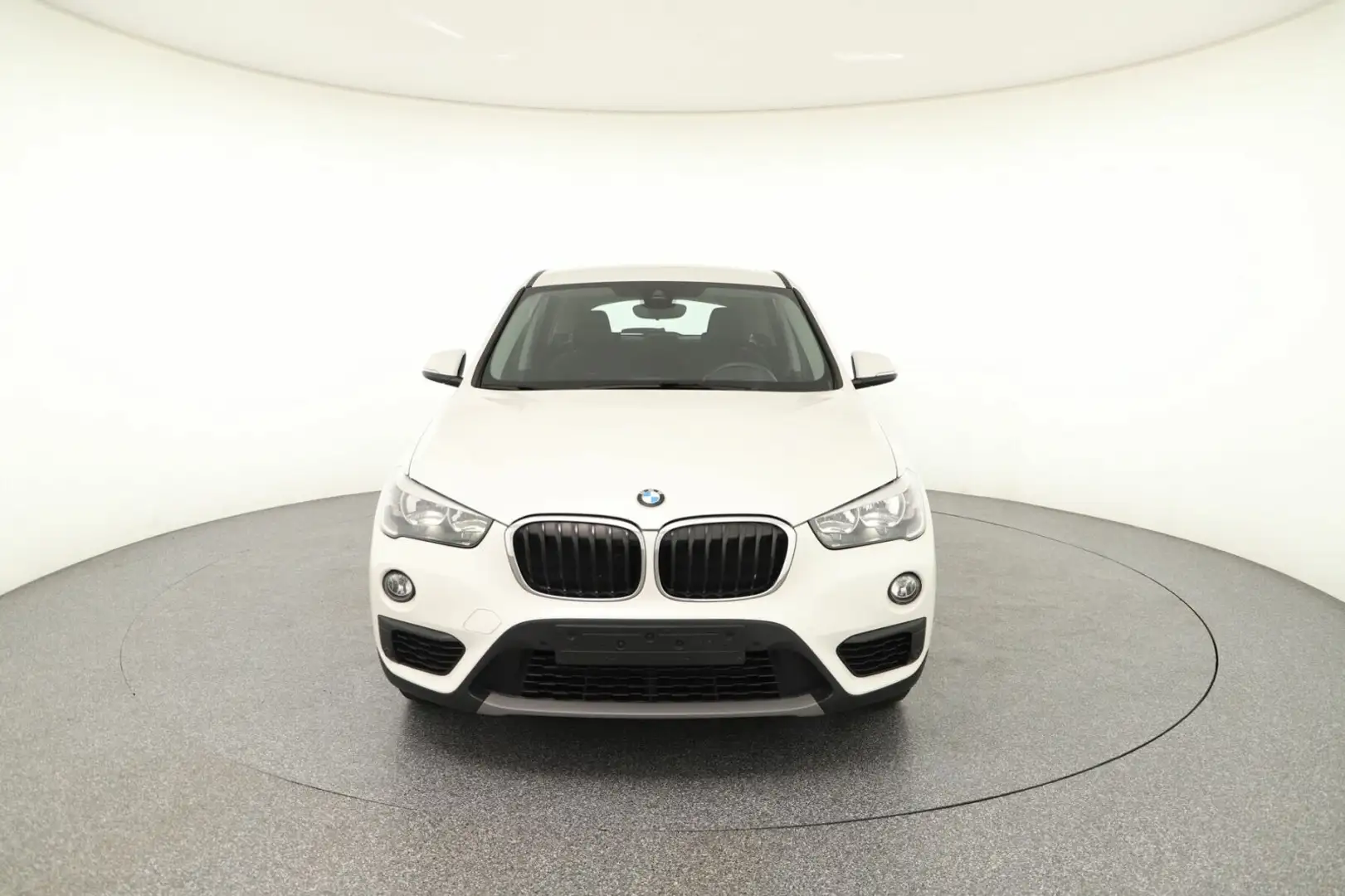 BMW X1 X1 sDrive 18d Advantage BLUETOOTH+PDC+SHZ+AWR+ BC Blanco - 2