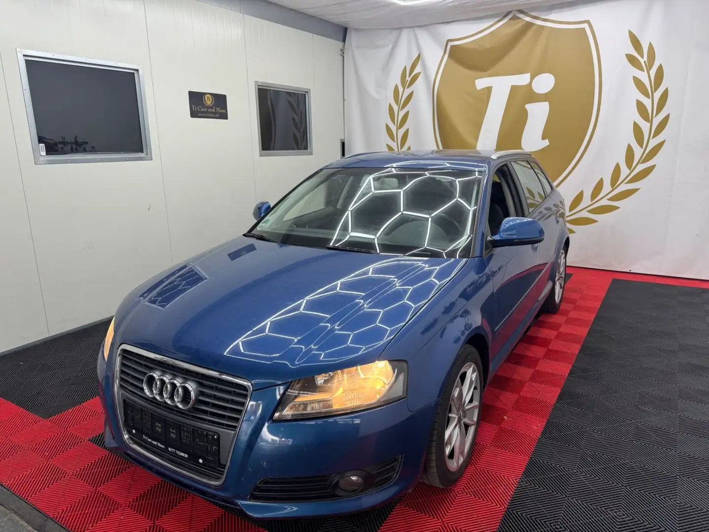 Audi A3 *A3*Sportback*1.6*TDI*Ambition*EURO5* Albastru - 1
