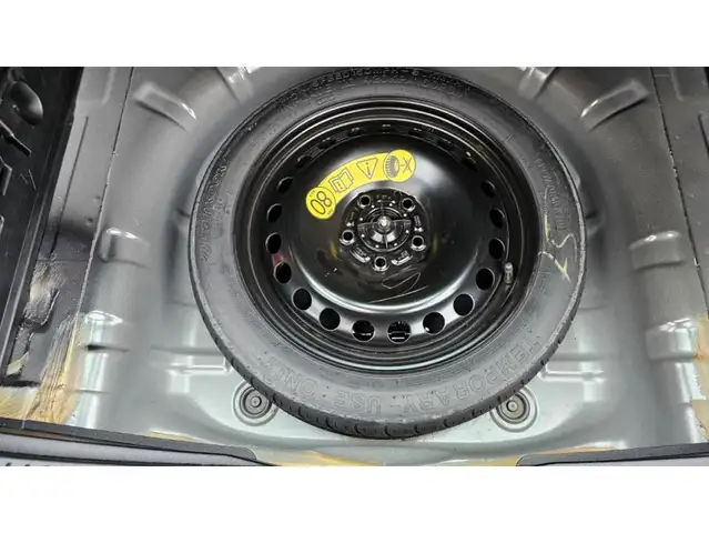 Ford Focus view 24