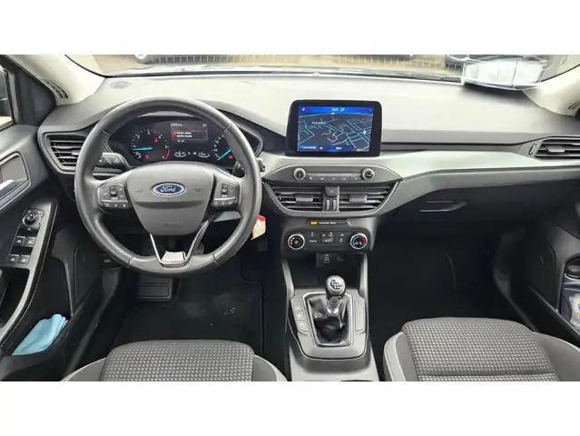 Ford Focus view 4