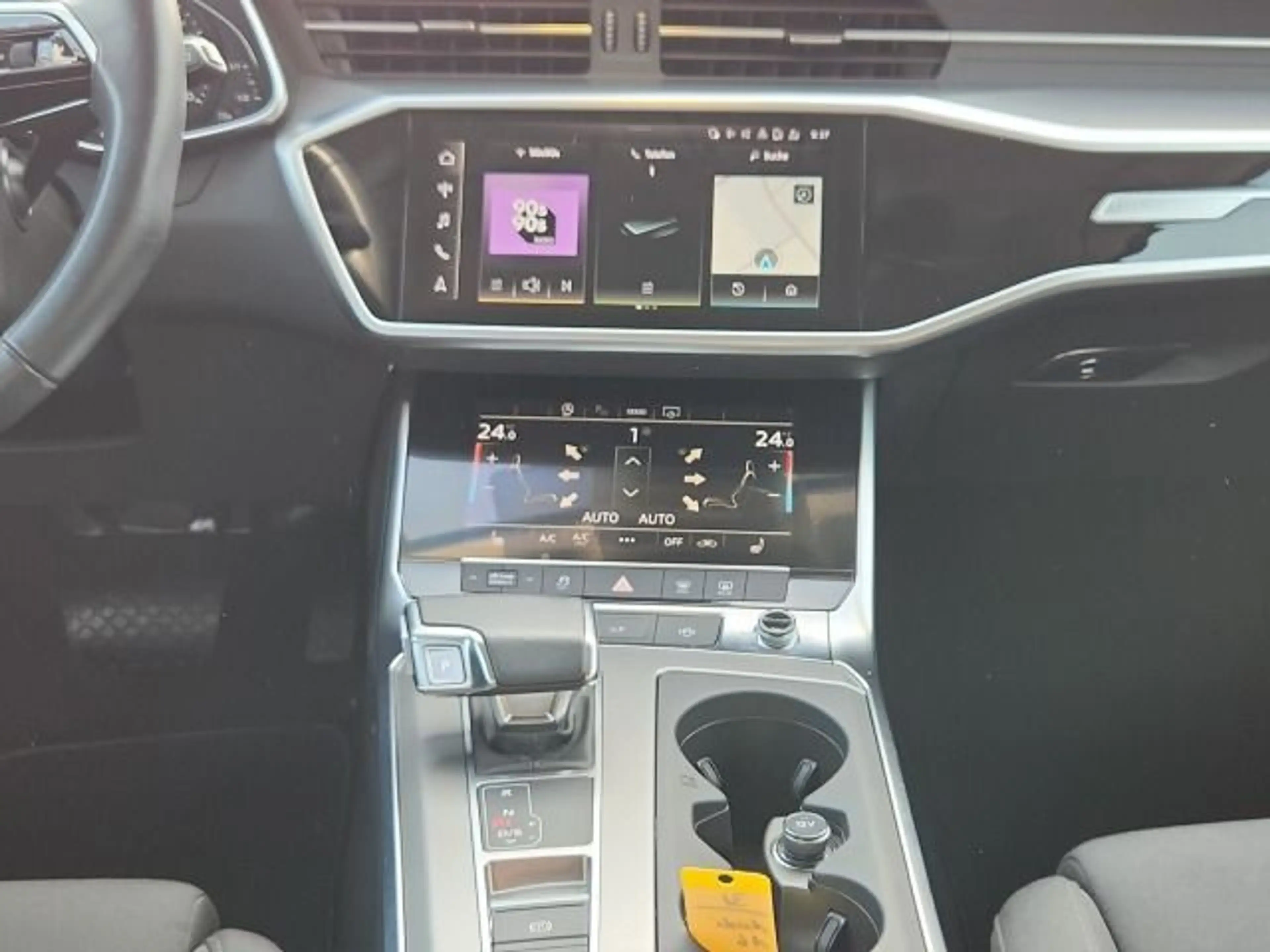 Audi A6 Avant 40 TDI sport — photo 15