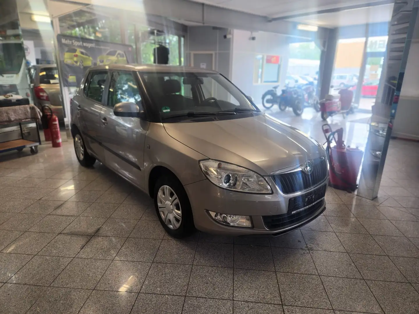 Skoda Fabia Ambition *TÜV NEU*SH-Gepfl.* Beige - 1