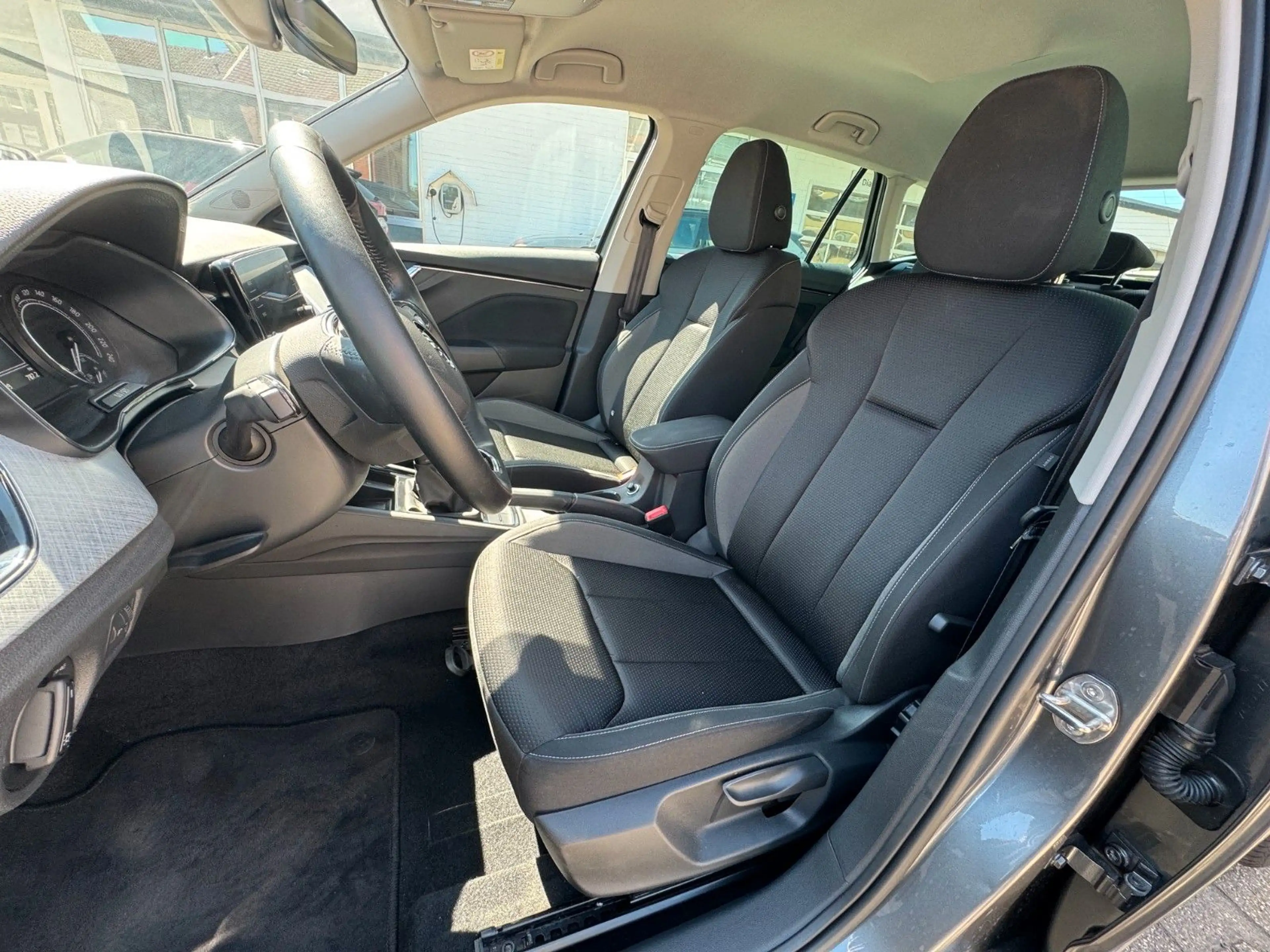 Skoda Kamiq KAMIQ TOUR KLIMA SHZ SMARTLINK — photo 7