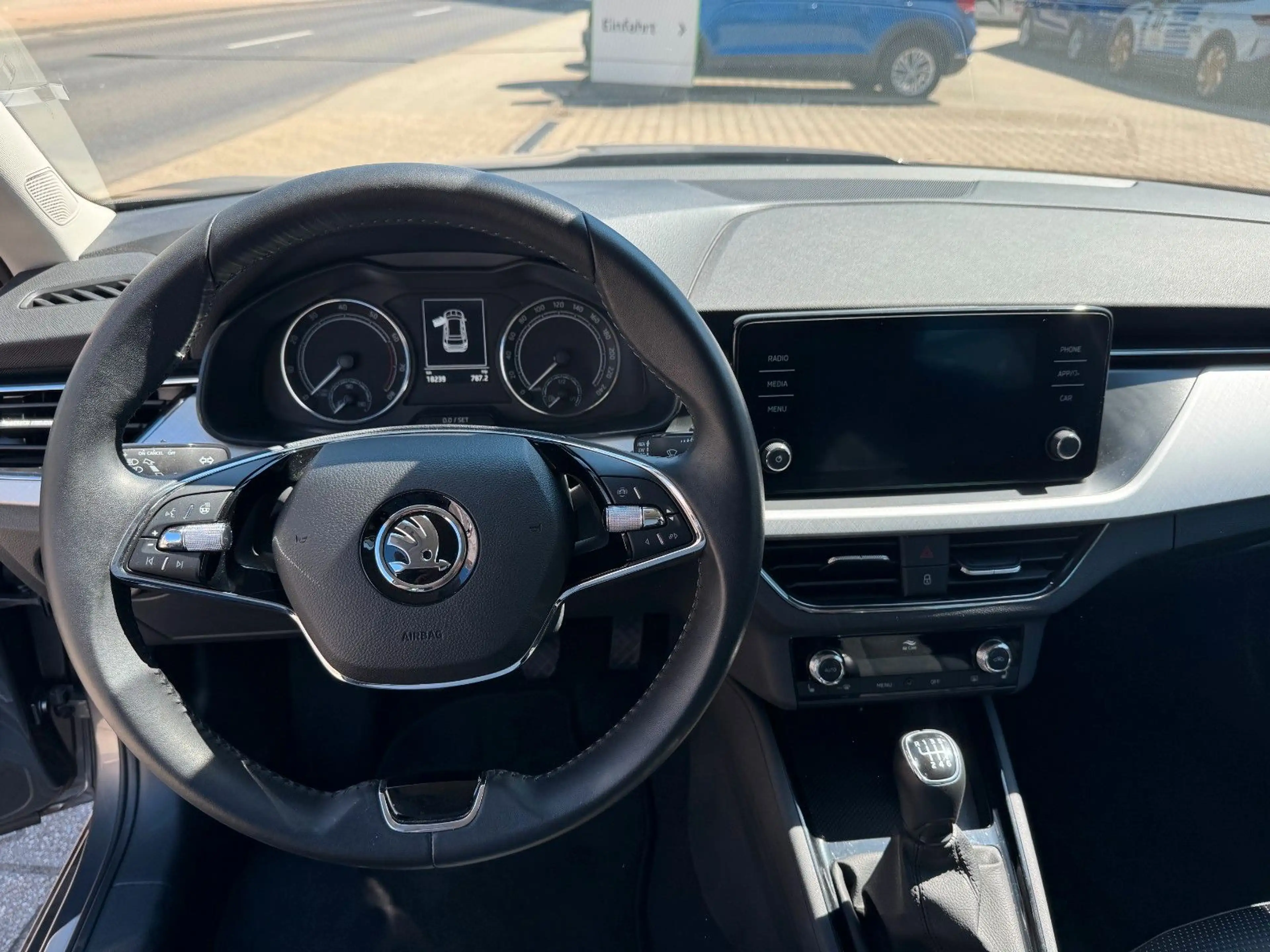 Skoda Kamiq KAMIQ TOUR KLIMA SHZ SMARTLINK — photo 8