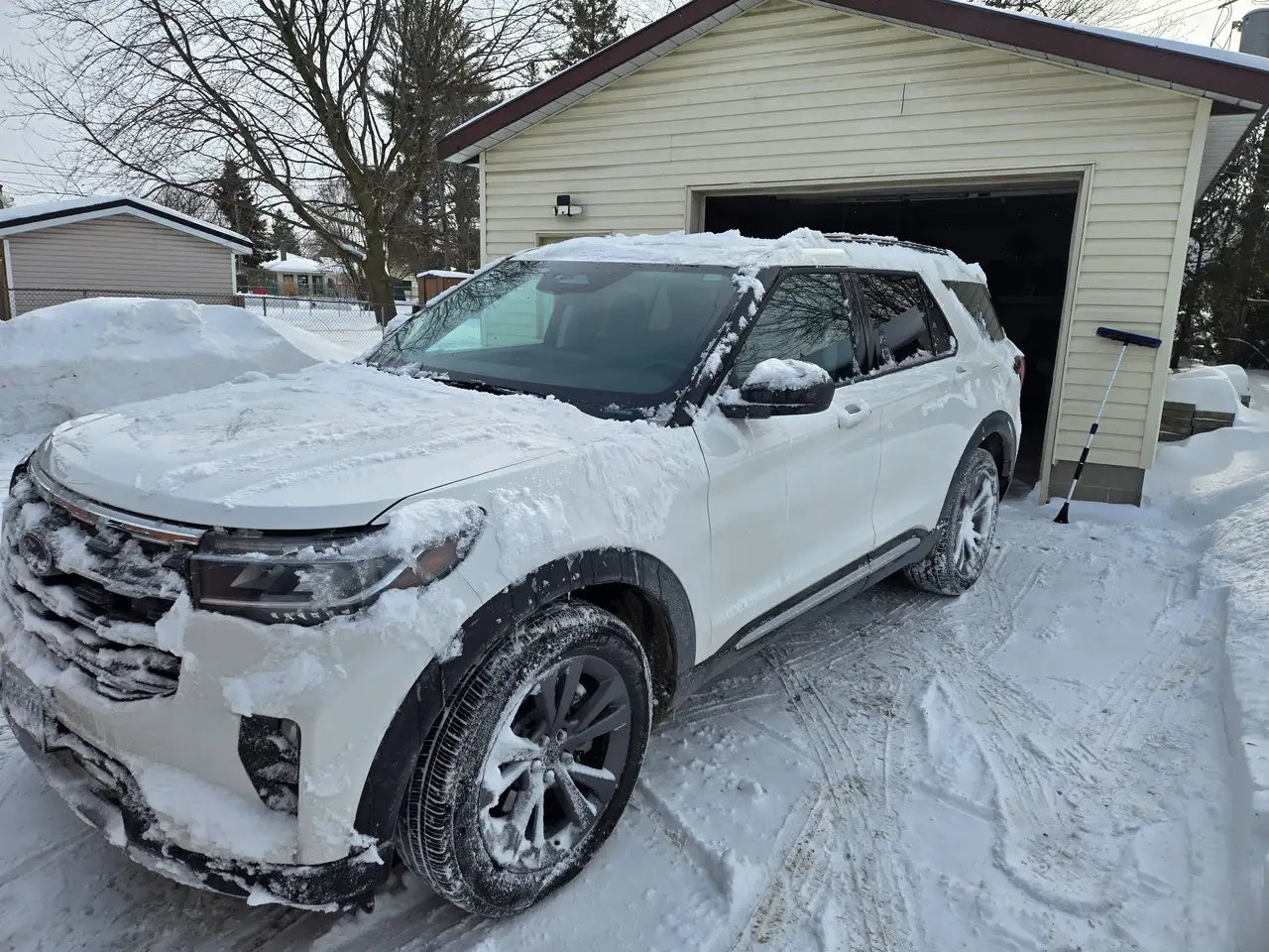2025 Ford Explorer