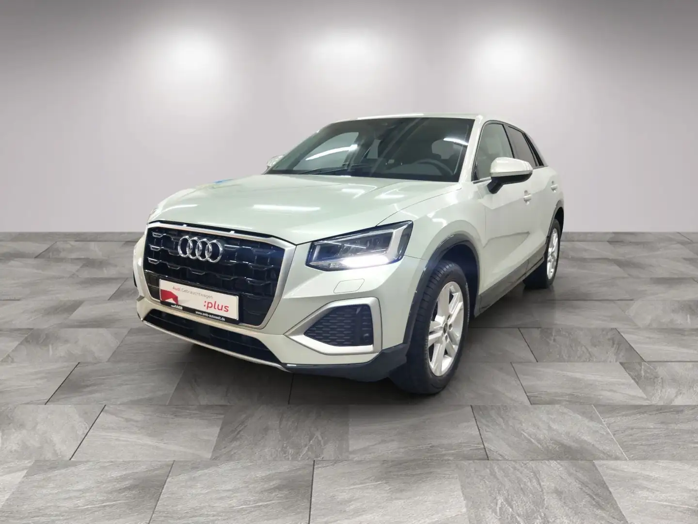 Audi Q2 Advanced 30 TFSI AHK/LED/Sitzhz/06.29Garantie Silber - 2