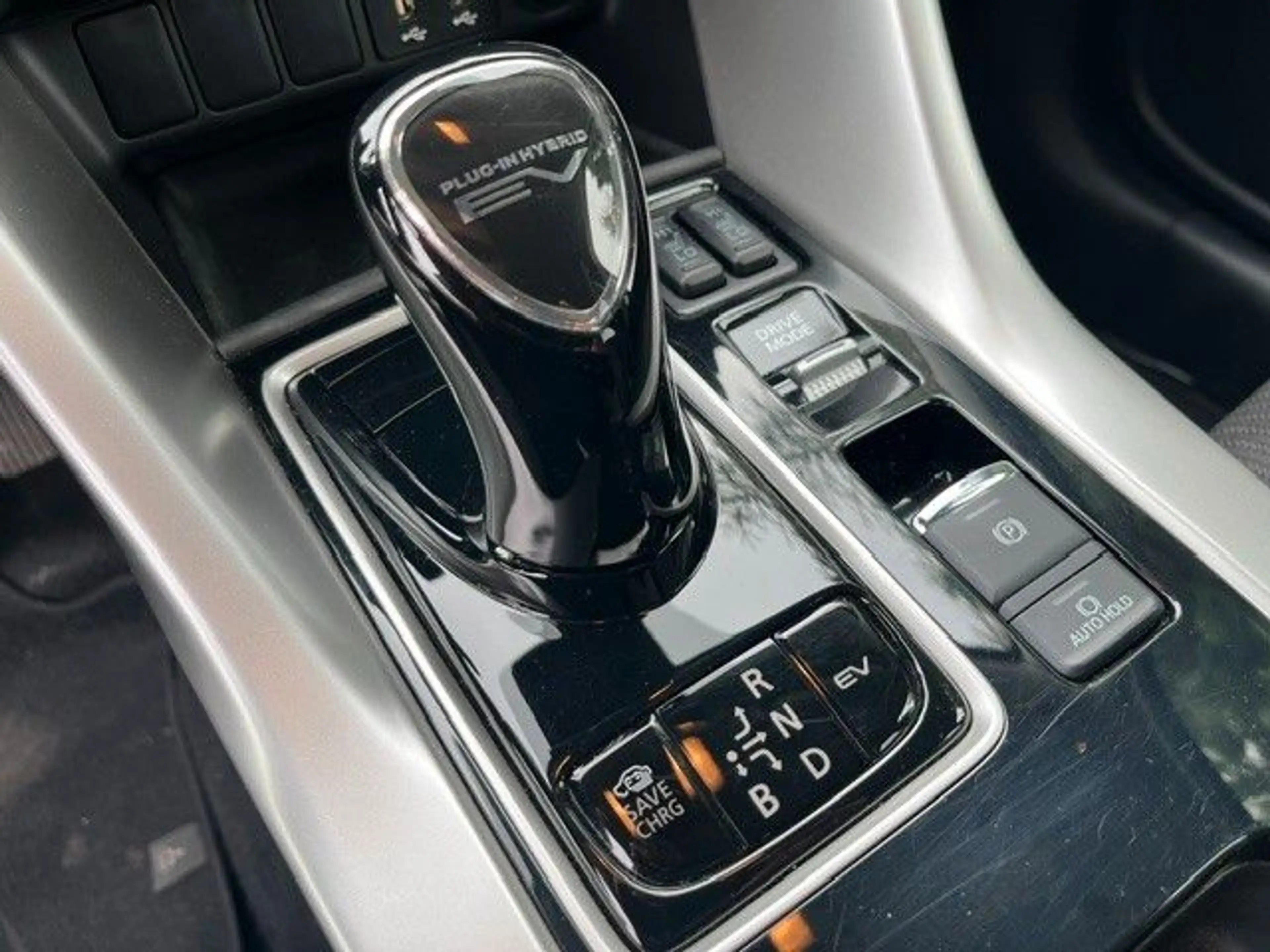 Mitsubishi Eclipse Cross Basis Hybrid 4WD — photo 15