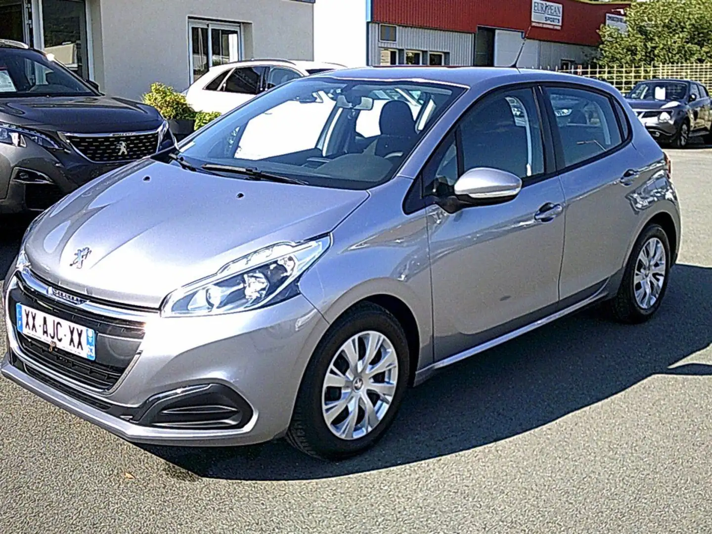 Peugeot 208 1.5 BLUEHDI 100CH E6.C ACTIVE BVM5 86G 5P Gris - 1