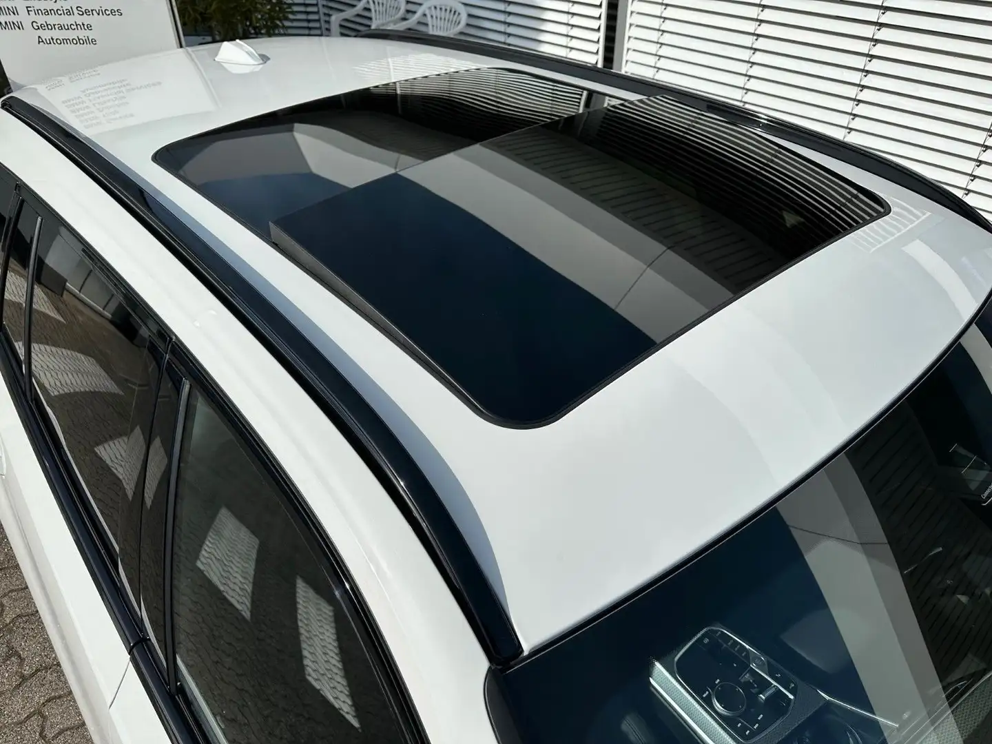 BMW 320 d Touring M Sport +AHK +LiveCpProf +Hifi +Pan Bianco - 2