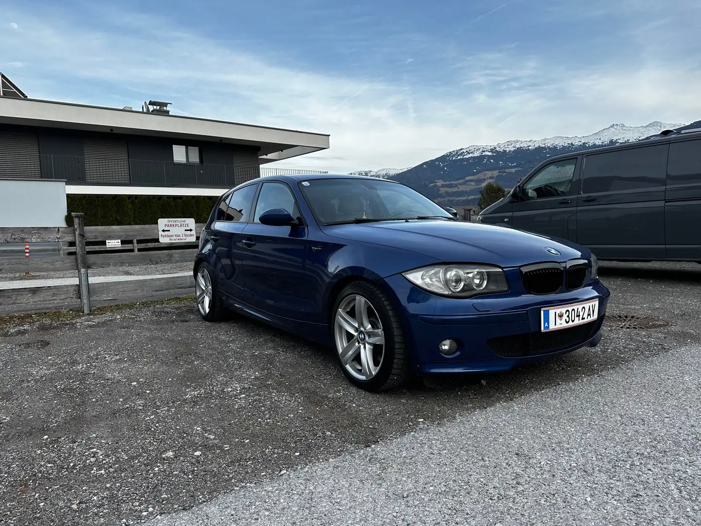 BMW 130 130i Modrá - 2