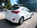 Hyundai i30 1.4 MPI BD Essence 100 Weiß - thumbnail 3