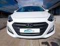 Hyundai i30 1.4 MPI BD Essence 100 Weiß - thumbnail 35