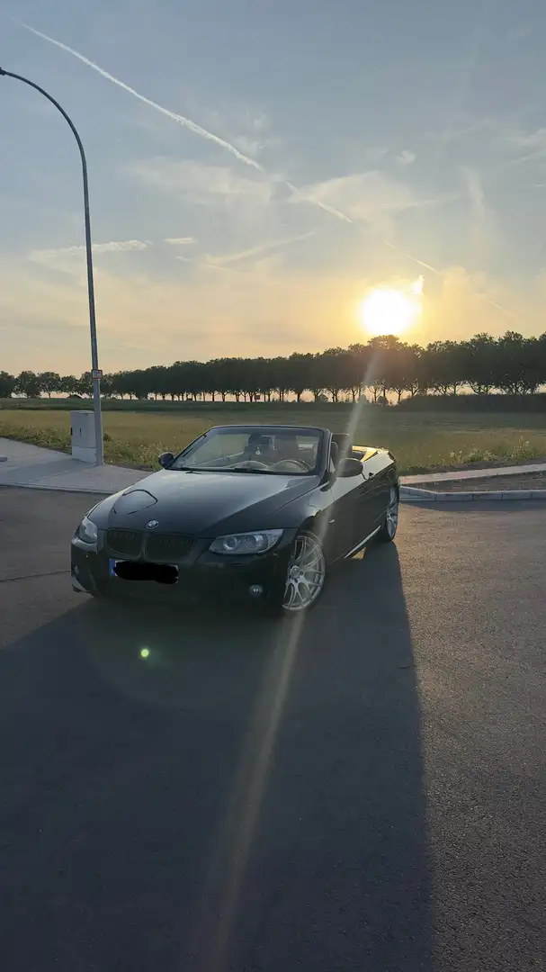 BMW 325 325i Schwarz - 1