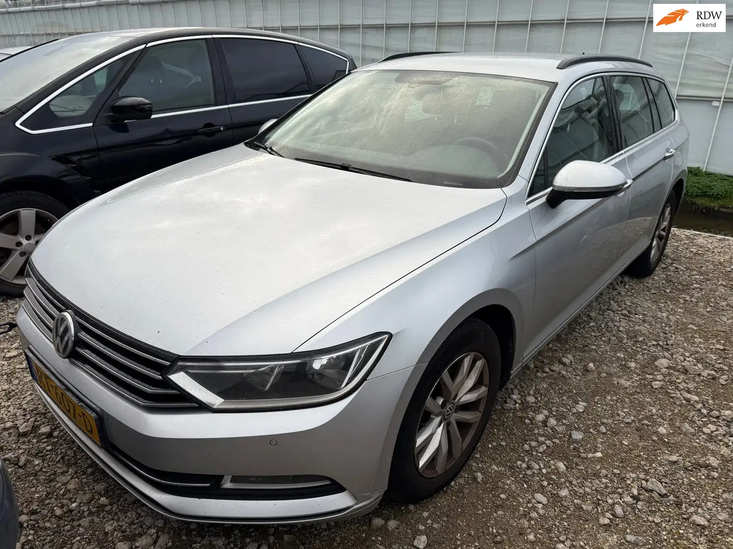 Volkswagen Passat Variant 2015 * 2.0 TDI Business Edition * EXPORT & HANDEL Gris - 1